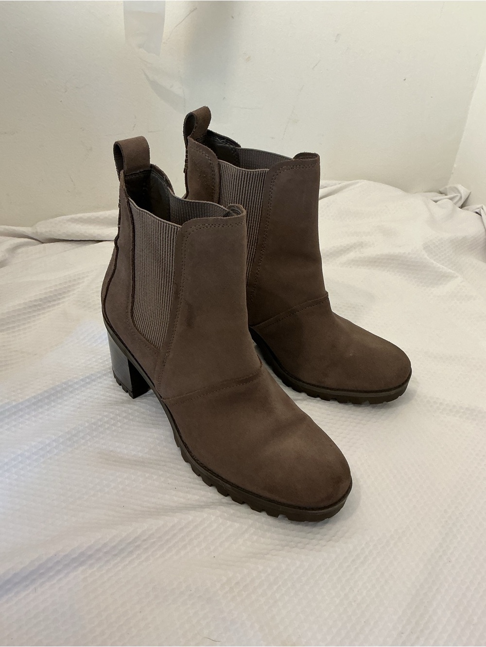 UGG Taupe Suede Chelsea Block Heel Ankle Boots